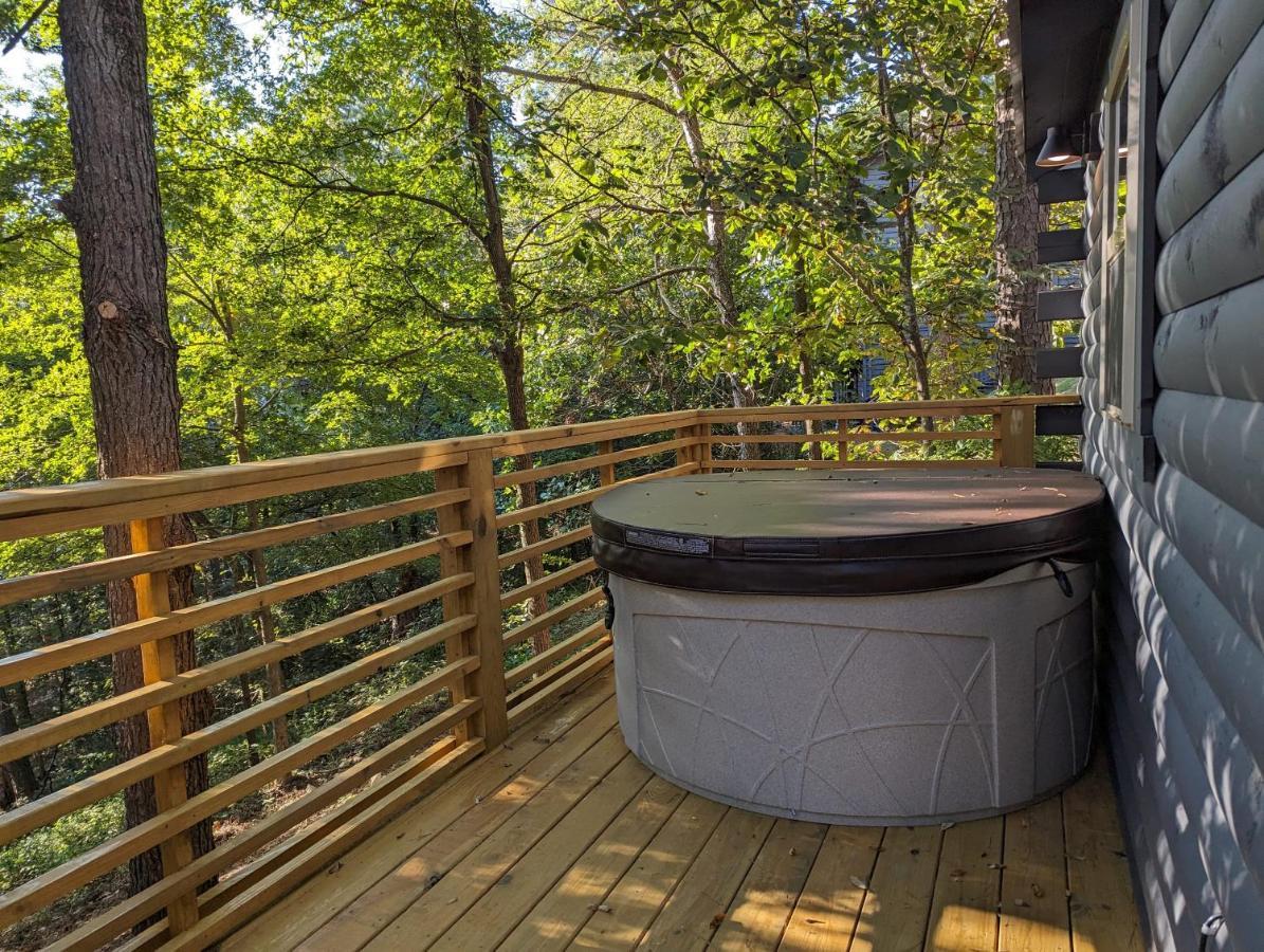 Cabin #6 With Hot Tub Deck And Sunset View At Loblolly Pines Appartement Eureka Springs Buitenkant foto